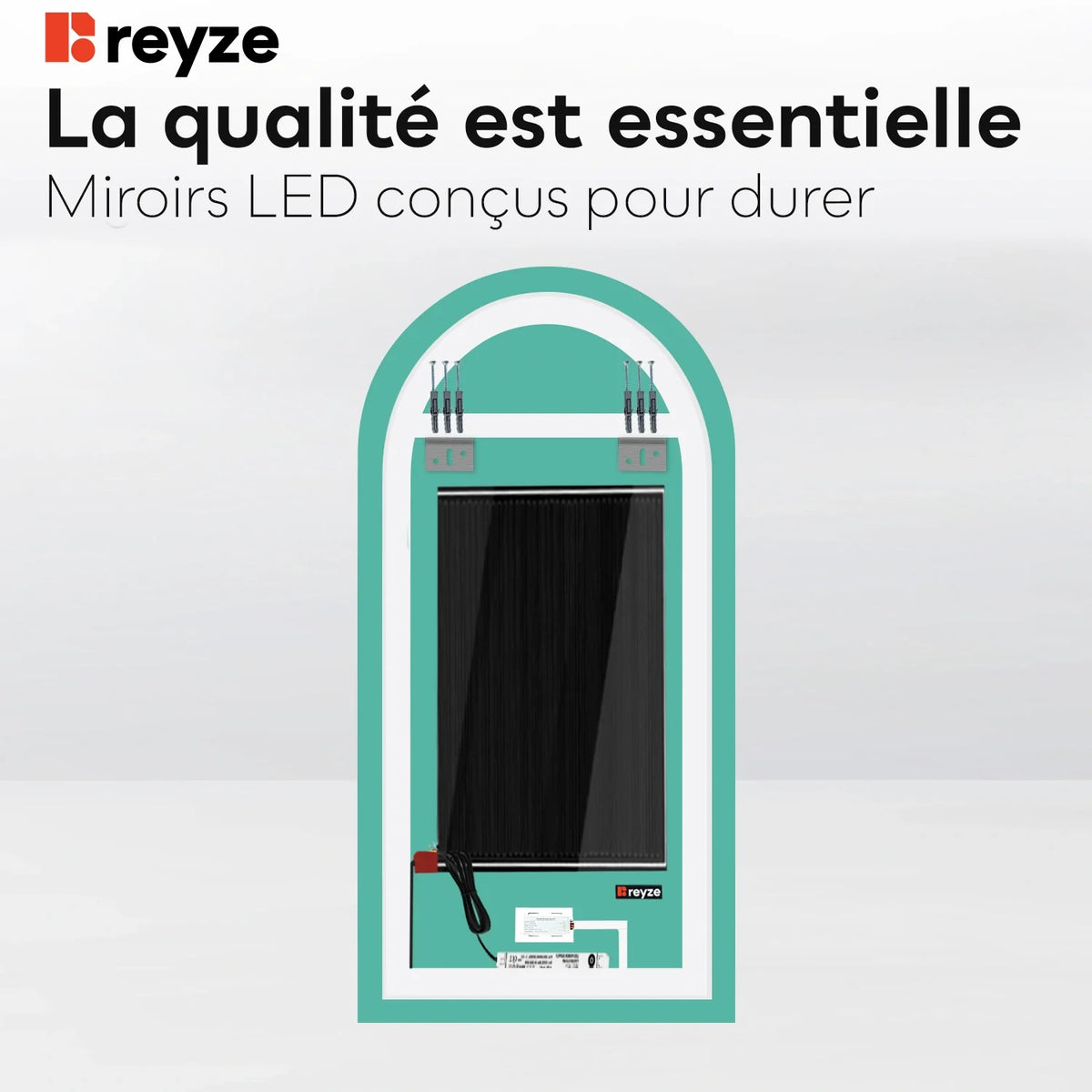 Miroir LED Semi-Ovale 2 | boutons tactiles | Fonction Anti-Buée | Lumière Blanche Chaude - Reyze Série Salono Modèle 1