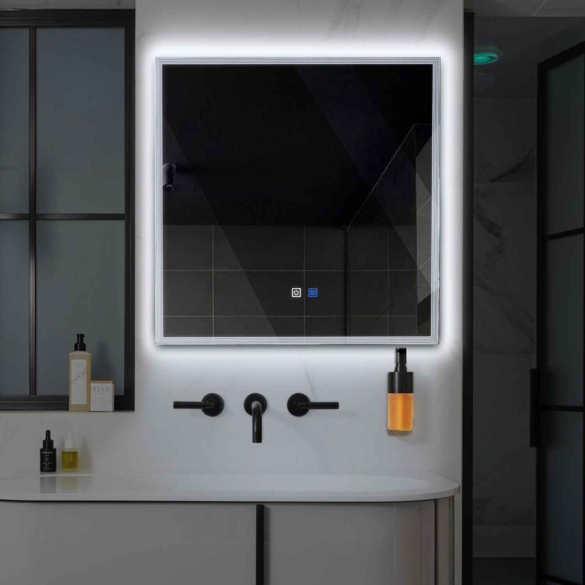 Miroir LED Carré | boutons tactiles | Fonction Anti-Buée | Lumière blanche froide - Reyze Série Edge Modèle 1