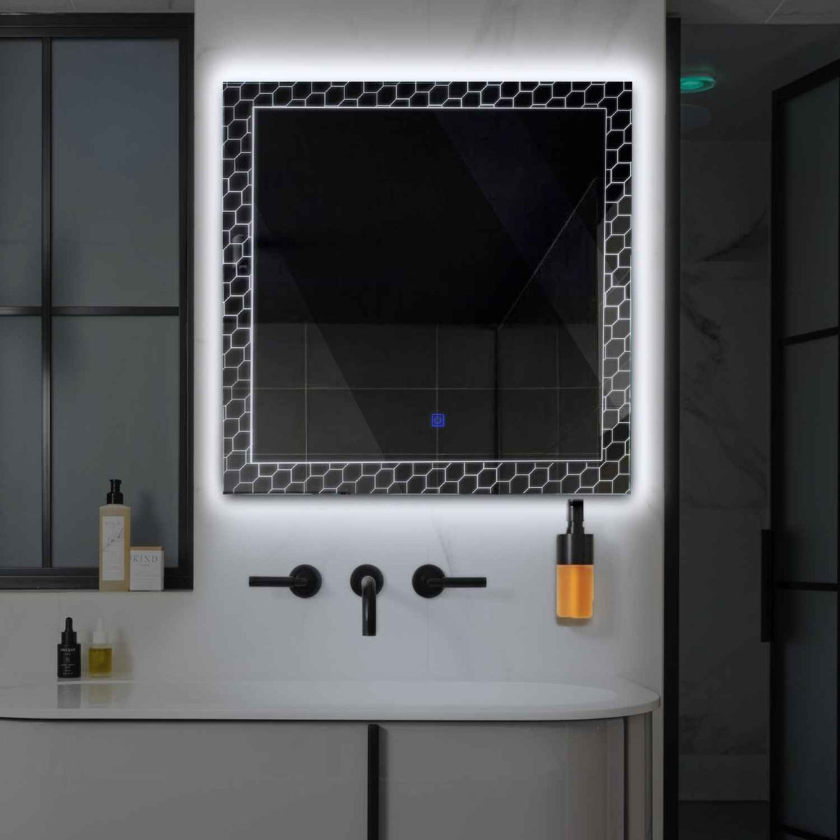 Miroir LED Carré | Bouton Tactile | Lumière blanche froide - Reyze Série Official Modèle 7