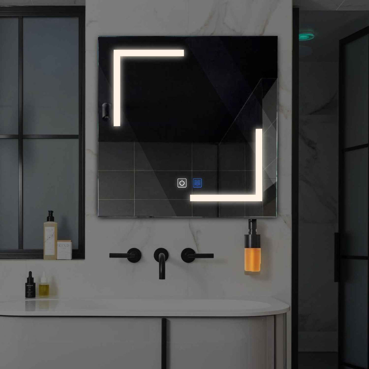 Miroir LED Carré | boutons tactiles | Fonction Anti-Buée | Lumière blanche neutre - Reyze Série Salono Modèle 3